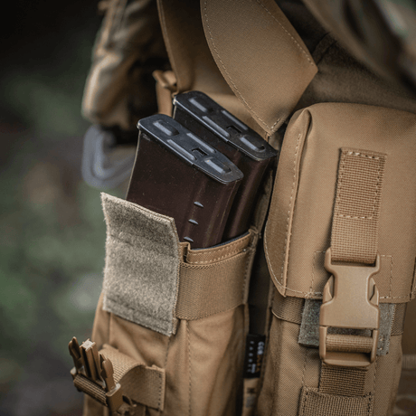 M-Tac Double Magazine Pouch with Fastex closure for AR and AK magazines, ideal for military and outdoor activities, made of Cordura 500D.