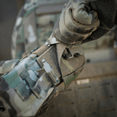 Detail of M-Tac Double Magazine Pouch with Fastex Closure in use, camouflage pattern
