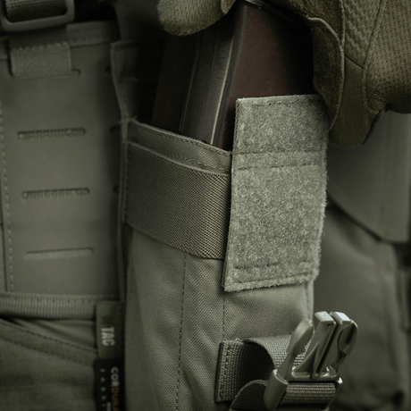 M-Tac Double Magazine Pouch with Fastex Closure in Cordura 500D for AR and AK magazines, ideal for military and outdoor use