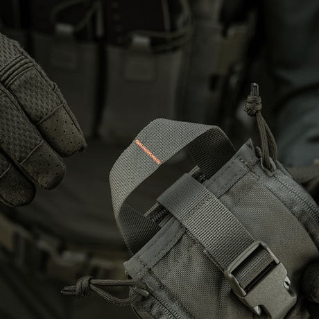 M-Tac Medical Pouch Elite Rip Off. Taktisk førstehjælpstaske med hurtigt-åbning for øjeblikkelig adgang i nødsituationer.
