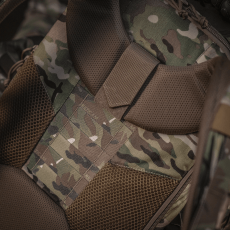 Detailed image of M-Tac Large Gen.IV Elite in durable Cordura with ergonomic design in camo pattern.