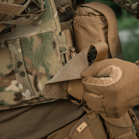 M-Tac Tourniquet Pouch Elastic VELCRO Gen.II mounted on a plate carrier, quick access to C-A-T, made of Cordura 500D with Texcel straps