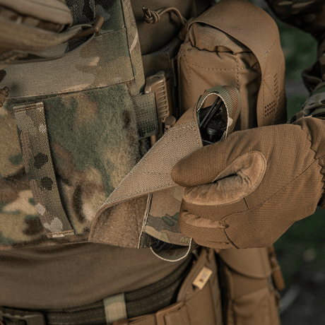 M-Tac Tourniquet Pouch Elastic VELCRO Gen.II in use during a tactical situation