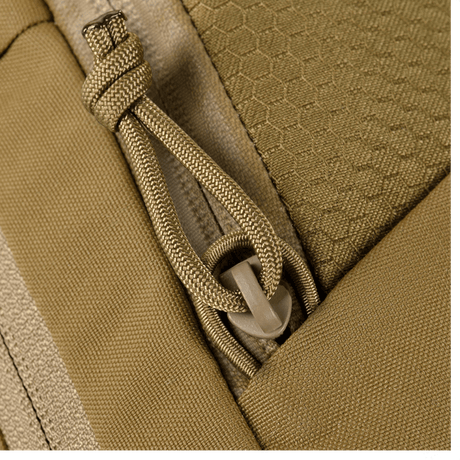 Close-up of zipper and fabric details on M-Tac Magnet XL Bag Elite Hex with FidLock locking system.