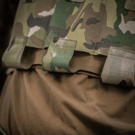 Close-up of camo M‑Tac Elastisk Single Magazine Pouch Elite mounted on tactical gear
