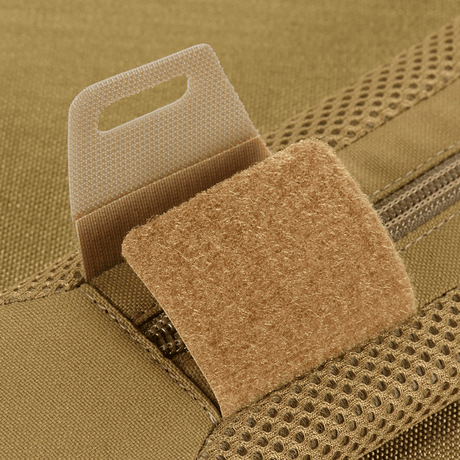 M‑Tac Shoulder Strap Pad 40 mm Elite with rugged Cordura and 3D mesh for ventilation and pressure relief. Detail of strap and Velcro closure.