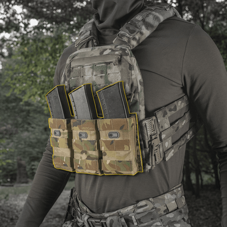 M‑Tac Front Panel til Cuirass QRS med magasinhylstre, militær taktikudstyr, robust design, MOLLE-system kompatibel.