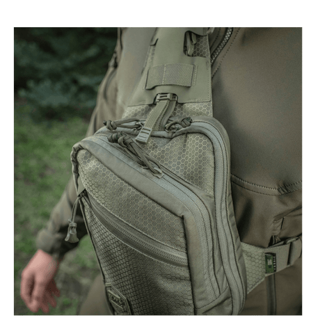 M-Tac Sling Pistol Bag Elite Hex, Cordura 1000D bag with adjustable shoulder strap and YKK zippers, for concealed transport.