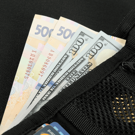 M-Tac Wallet Elite Gen.II Hex showing cash in a robust Cordura Hex 1000D section. Ideal for organizing cash and cards.