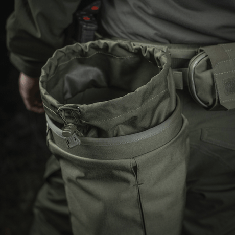 M‑Tac magazine pouch Dump Pouch Lite Elite in Cordura 500D mounted on belt, showing quick-pull closure and robust construction.