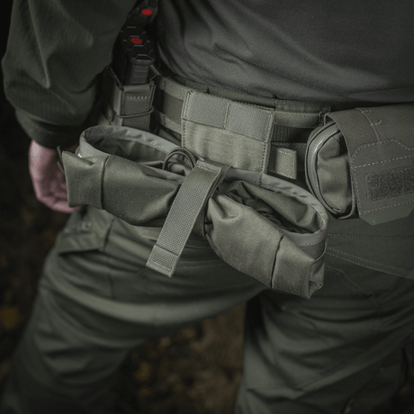 M‑Tac magazine pouch Dump Pouch Lite Elite mounted on belt with quick-pull closure and robust design, suitable for quick storage.