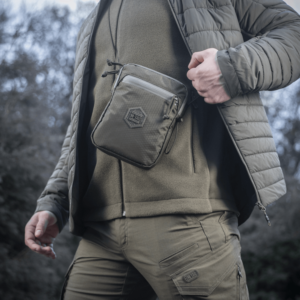M‑Tac Pocket Bag Elite HEX udendørs taske til opbevaring af småting og udstyr, slidstærkt materiale med YKK lynlåse, perfekt til EDC.