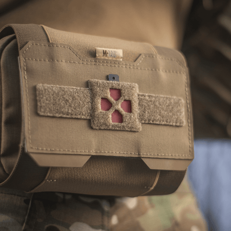 M-Tac Horisontal Medic Lomme Large Elite i robust materiale med NIJ-certificering, taktisk model vist i galleri position 1, tan farve.