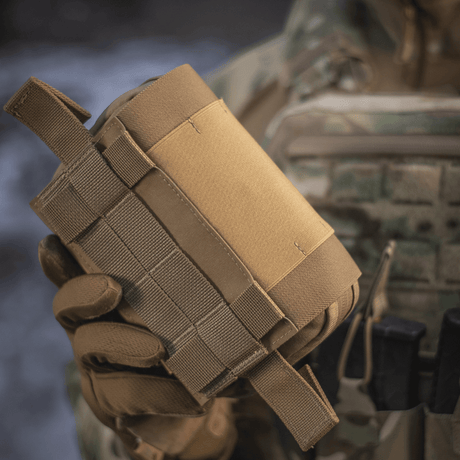 M-Tac Horisontal Medic Lomme Large Elite i robust materiale med NIJ-certificering, taktisk tan farve, vist i galleri position 1, funktionel IFAK organizer.