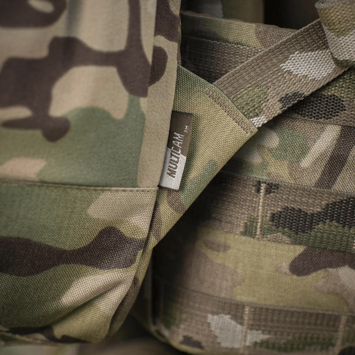 M-Tac STURM Elite Rygsæk i camouflagedesign med Cordura-materiale, MOLLE frontpanel og høj kvalitet hardware.