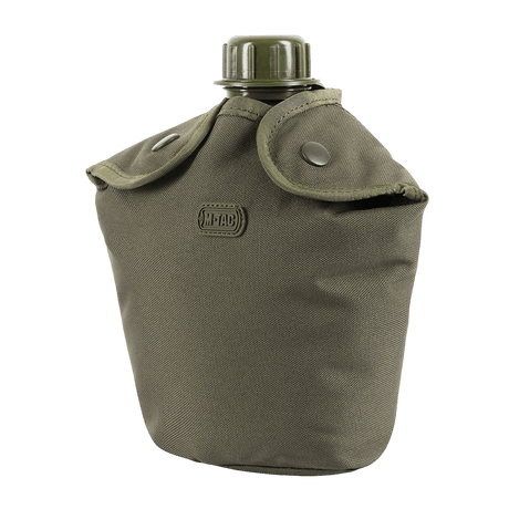 M-Tac Flaskeholder MOLLE in durable 600D polyester, designed for carrying bottles on hikes, with MOLLE system for easy attachment.