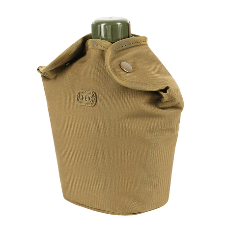 M-Tac Flaskeholder MOLLE in durable 600D polyester with PVC coating, suitable for hikes, easy attachment via MOLLE system.