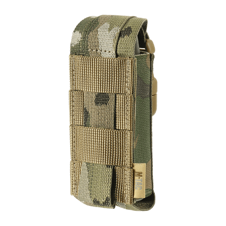 M-Tac Gasdåseholder Vertikal in camouflage design, made from MIL-SPEC strap for quick access and secure attachment with Woojin lock.