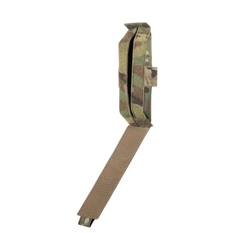 M-Tac Lomme til Tourniquet Closed i camouflagemønster, robust nylon og velcrolukning, gallery position 1 til NIJ-certificeret taktisk førstehjælp.