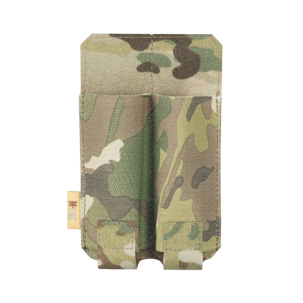 M‑Tac Double Magazine Pouch APS Laser Cut i camouflagedesign til to magasiner med MOLLE fastgørelse, lavet af robust Cordura materiale.