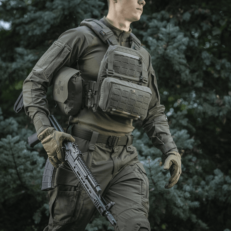 M-Tac Admin Pouch Large Elite on tactical gear, perfect for storing documents, phones, keys and more. Made from durable Cordura.