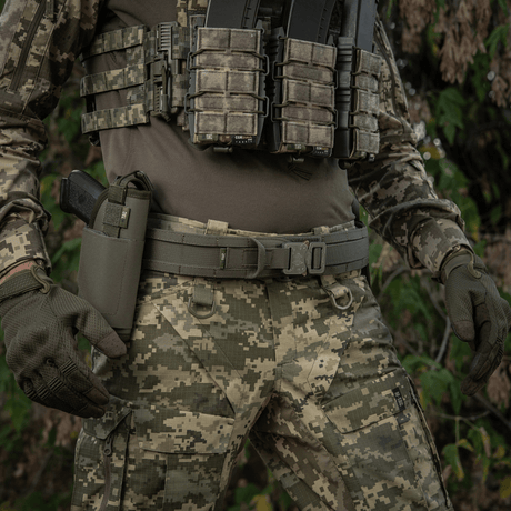 M-Tac Range Belt Cobra Buckle Gen.IV in use, tactical belt with gear, perfect for military and the shooting range. Reinforced with Tegris composite