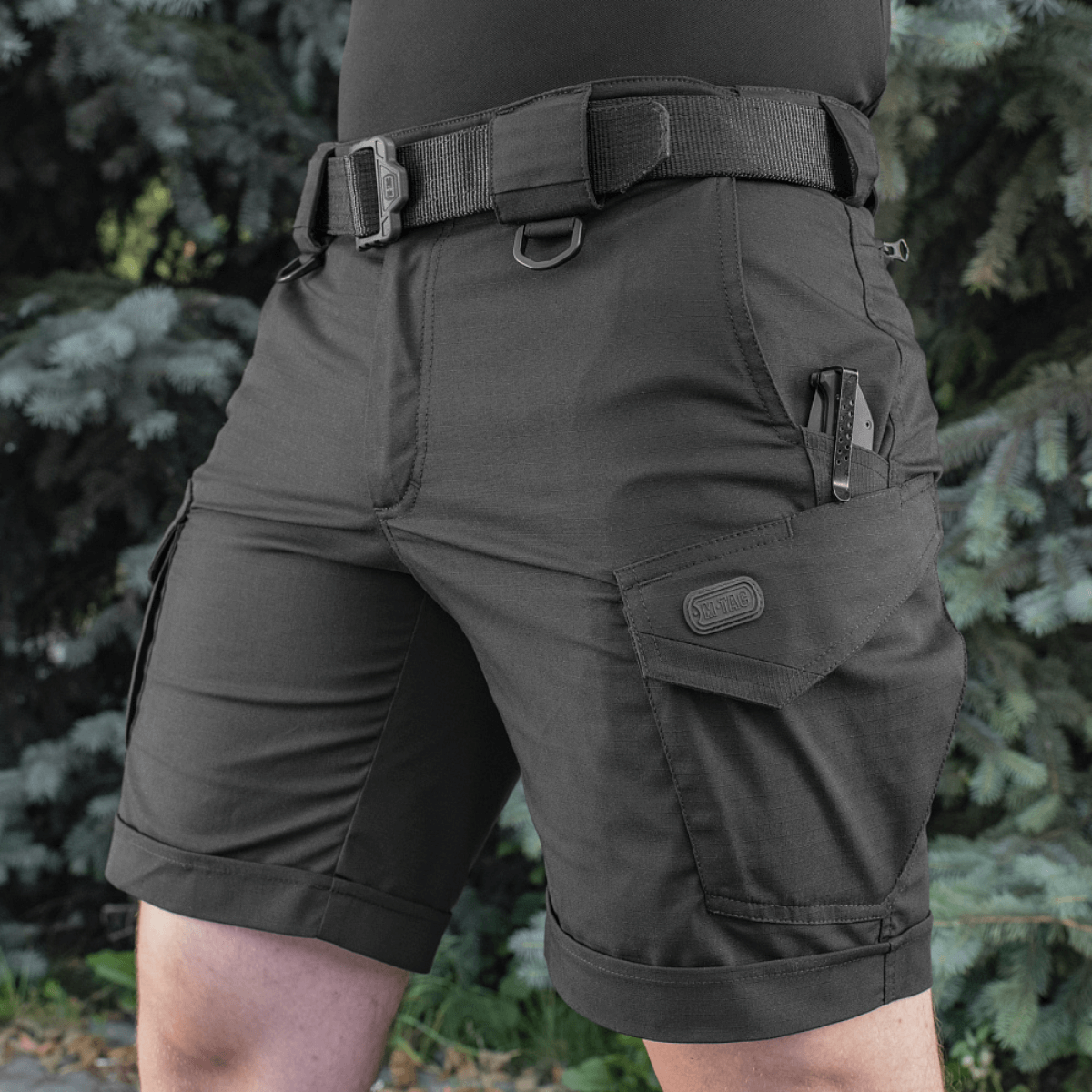 M-Tac Shorts Aggressor Short med taktiske funktioner, elastisk flex rip-stop materiale, og D-ringe, perfekte til aktiv brug i naturen.