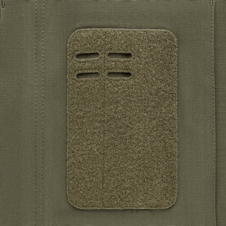Velcro-panel på M-Tac Jakke Patrol Flex for navneskilt eller patches, tæt på billede. Materiale: Velcro og YKK fittings.