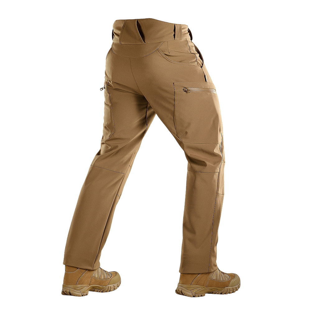 M-Tac Bukser Soft Shell Vinter i beige med fleecefor til varmeisolering og åndbarhed, perfekte til efterår og vinter udendørsaktiviteter.