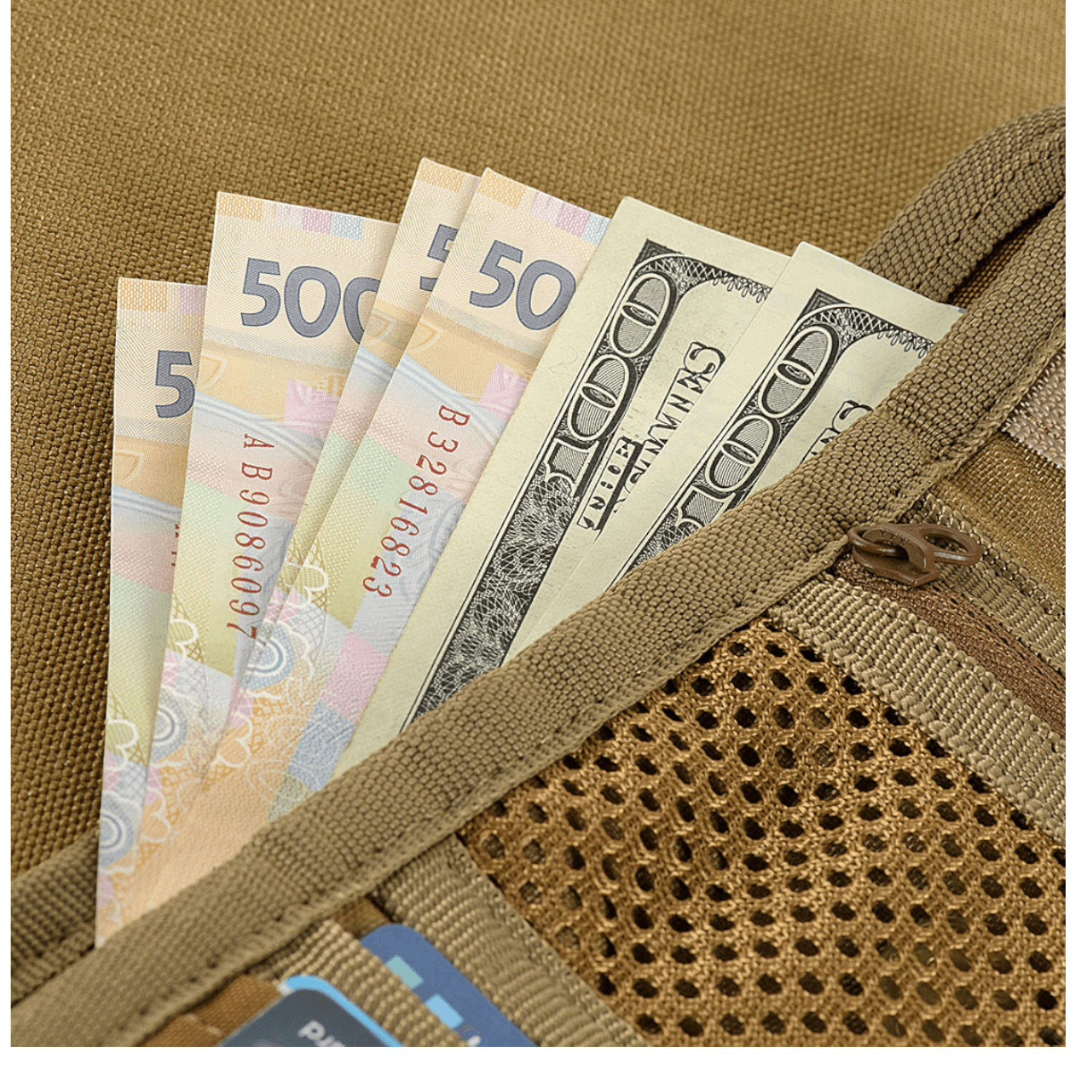 M-Tac Pung med Patch Panel Elite Gen. II med kontanter og kort i rum