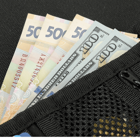 M-Tac Patch Panel Elite Gen. II wallet with bills in mesh cash pockets and a zipper, made of Oxford and Cordura.