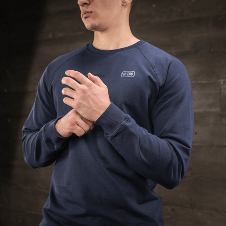 M-Tac Raglan Athlete sweatshirt with crew neck and raglan sleeves in navy, front view, ideal for sport and everyday.