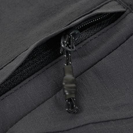 M-Tac Aggressor Summer Flex Shorts med lynlåslomme, letvægts og åndbart Flex Rip-Stop stof. Taktiske shorts til træning og udendørs brug.
