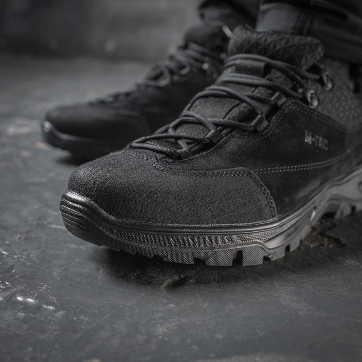 M-Tac Tactical Sneakers Patrol R Vent i slidstærkt ruskind og 3D-mesh med skridsikker sål, ideel til trekking og outdoor-aktiviteter.