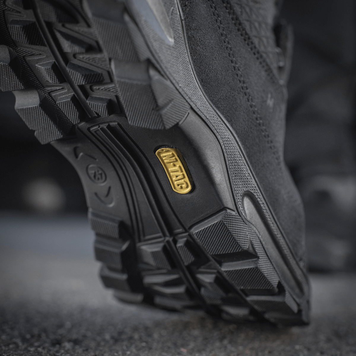 M-Tac Tactical Sneakers Patrol R Vent med skridsikker sål, ideel til trekking og outdoor aktiviteter.