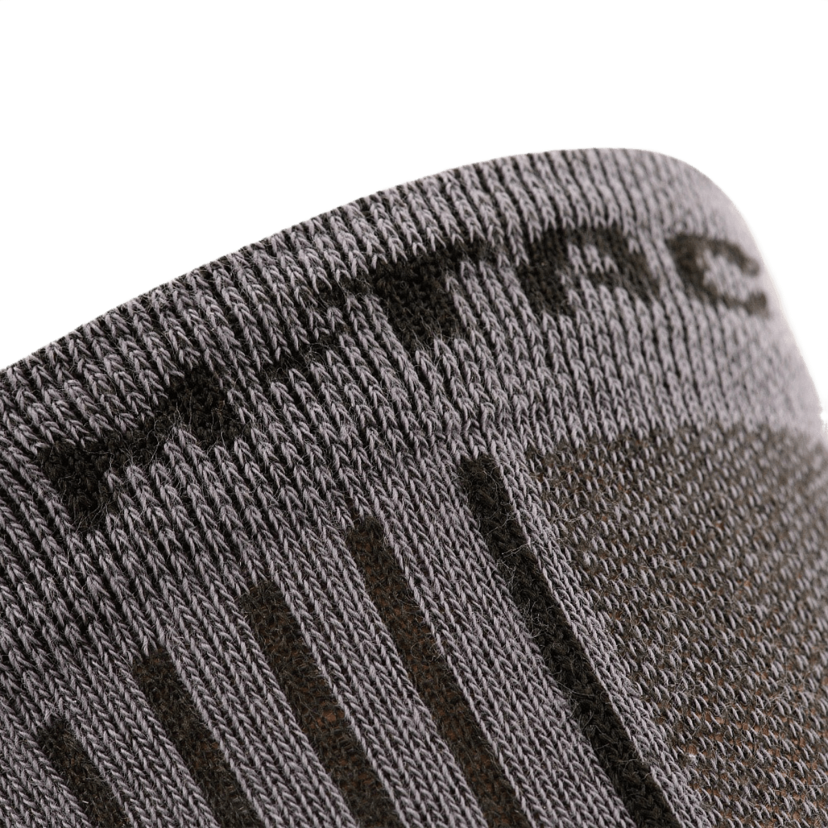 M-Tac Letvægtssokker Mk.3 sommertrekkingsokker med ergonomiske trykpunkter, perfekt til trekking og daglig brug, åndbart materiale.