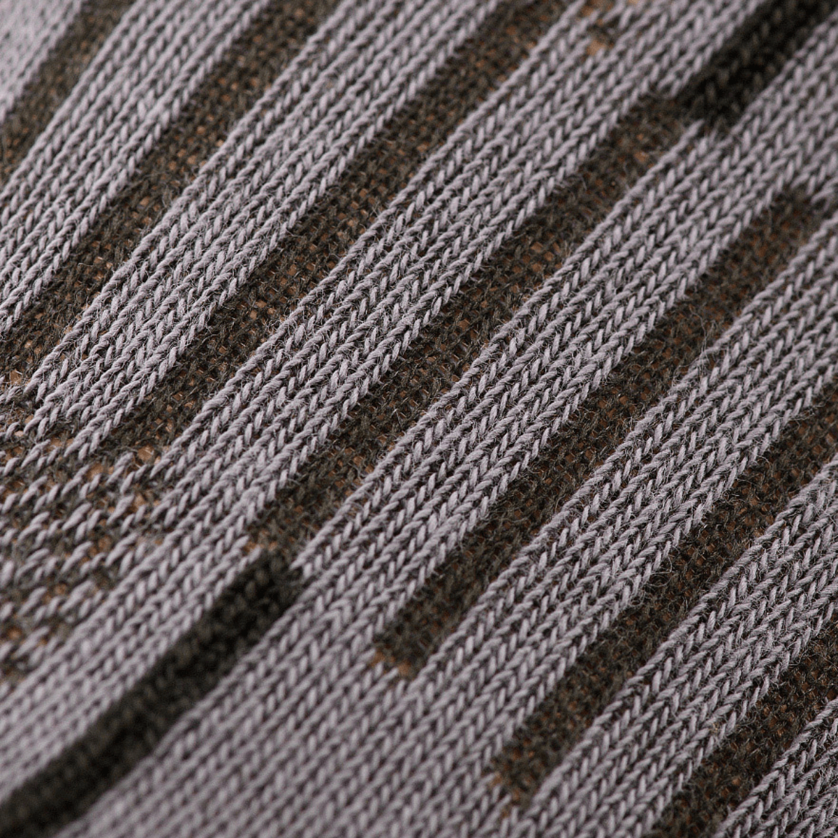 Nærbillede af M-Tac Letvægtssokker Mk.3 med ergonomiske og åndbare materialer, perfekte til sommer trekking og daglig brug.