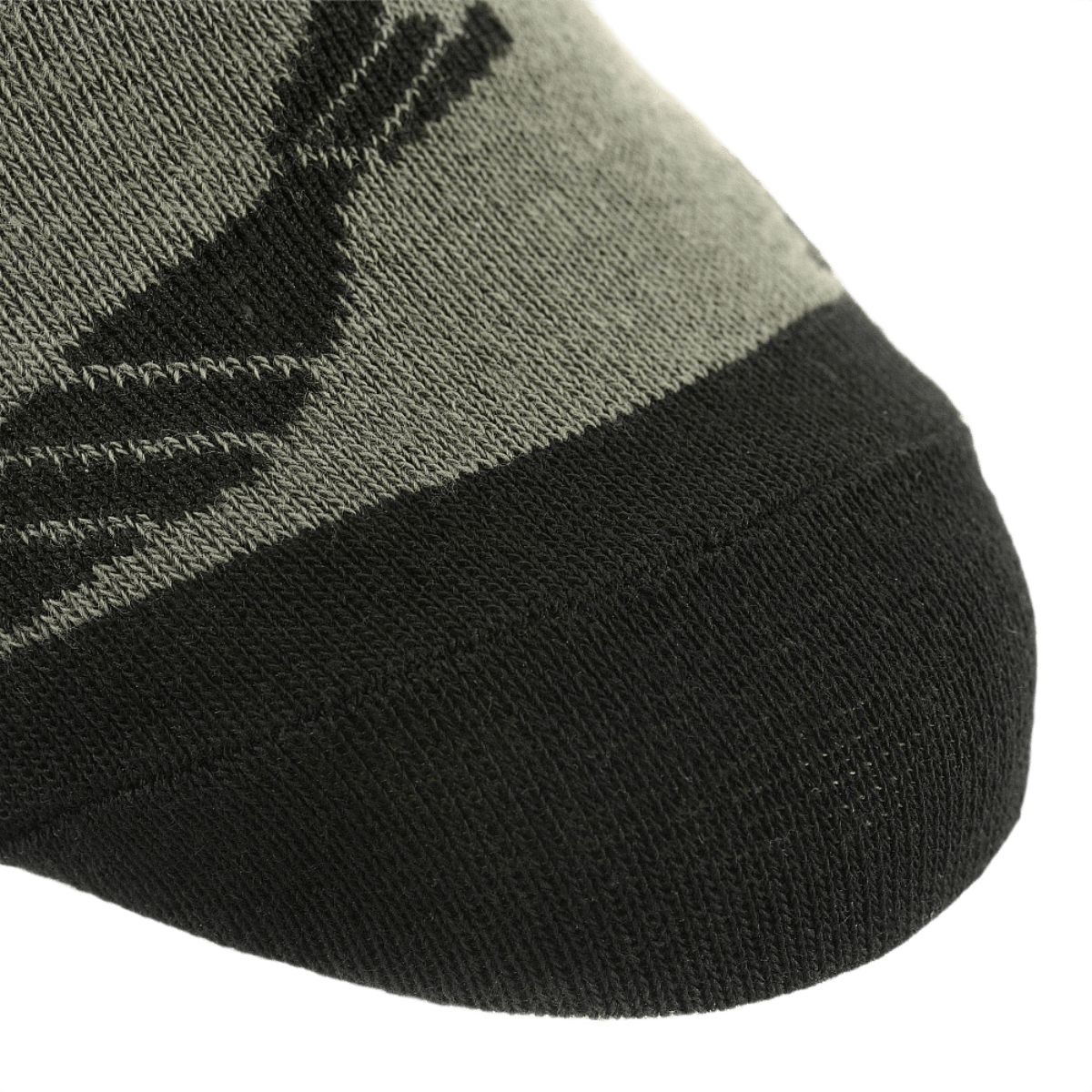 M-Tac Letvægtssokker Mk.3 Mortar Bombs i sort og grå, ideel til sommer trekking, med ergonomiske trykpunkter og åndbar konstruktion.