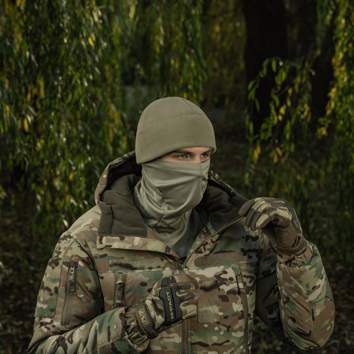 M-Tac Watch Cap Elite Fleece Beanie Hat Slimtex til taktisk brug i skovmiljø, varm og let hue med termolag, ideel til vinteraktiviteter