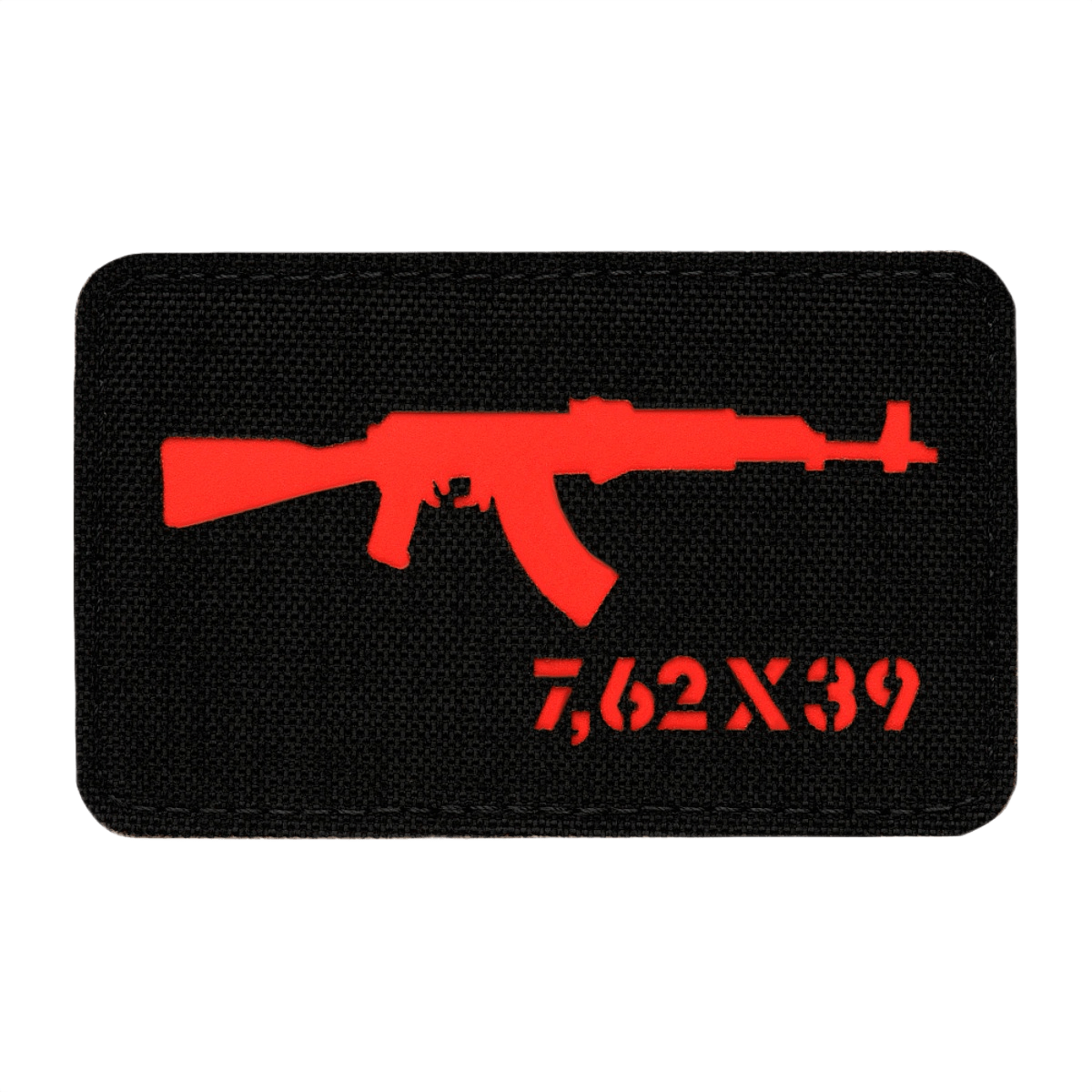 M-Tac AKM 7,62x39 Laser Cut Patch med Velcro til tactical brug, robust Cordura 500D materiale, størrelse 80x50 mm, rød AKM symbol.