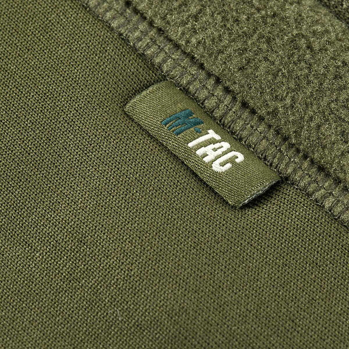 M-Tac Polartec Sport Fleecejakke detalje med premium Polartec® 200 Series fleece til varmeisolering og holdbarhed.