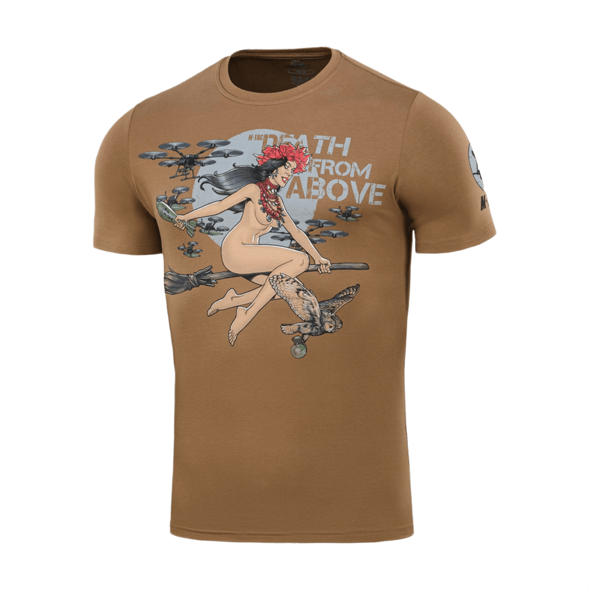 M-Tac T-Shirt Death From Above med heksefigur og droner, kombinerer ukrainsk folklore og moderne militært tema, bomuld og elastan.
