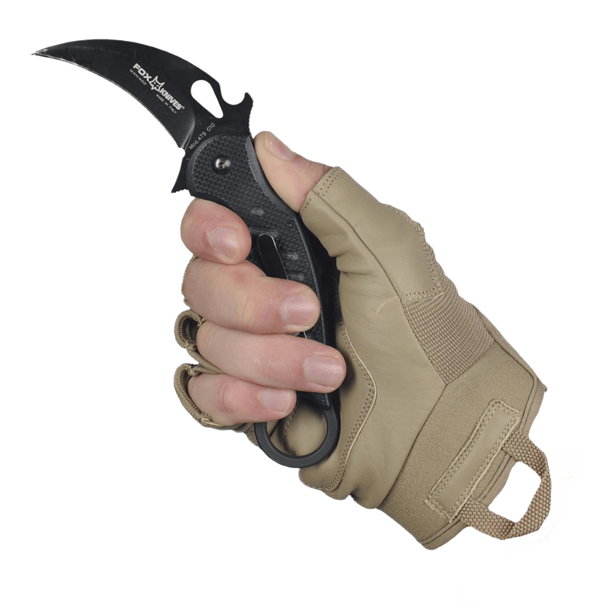 En hånd der bærer M-Tac Fingerløse Handsker Assault Tactical Mk.4 med en kniv i et fast greb