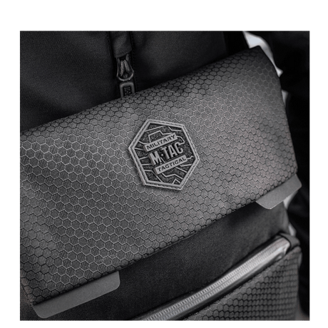 M-Tac Konvert Taske Elite in Cordura Hex 1000D with adjustable shoulder strap and magnetic flap for quick access.