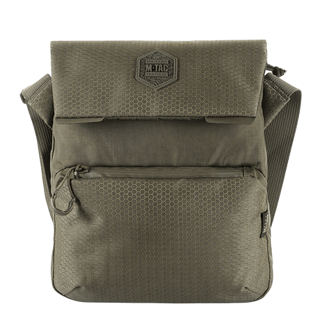 M-Tac Konvert Bag Elite in Cordura material with adjustable shoulder strap and magnetic flap, ideal for versatile use and comfort.