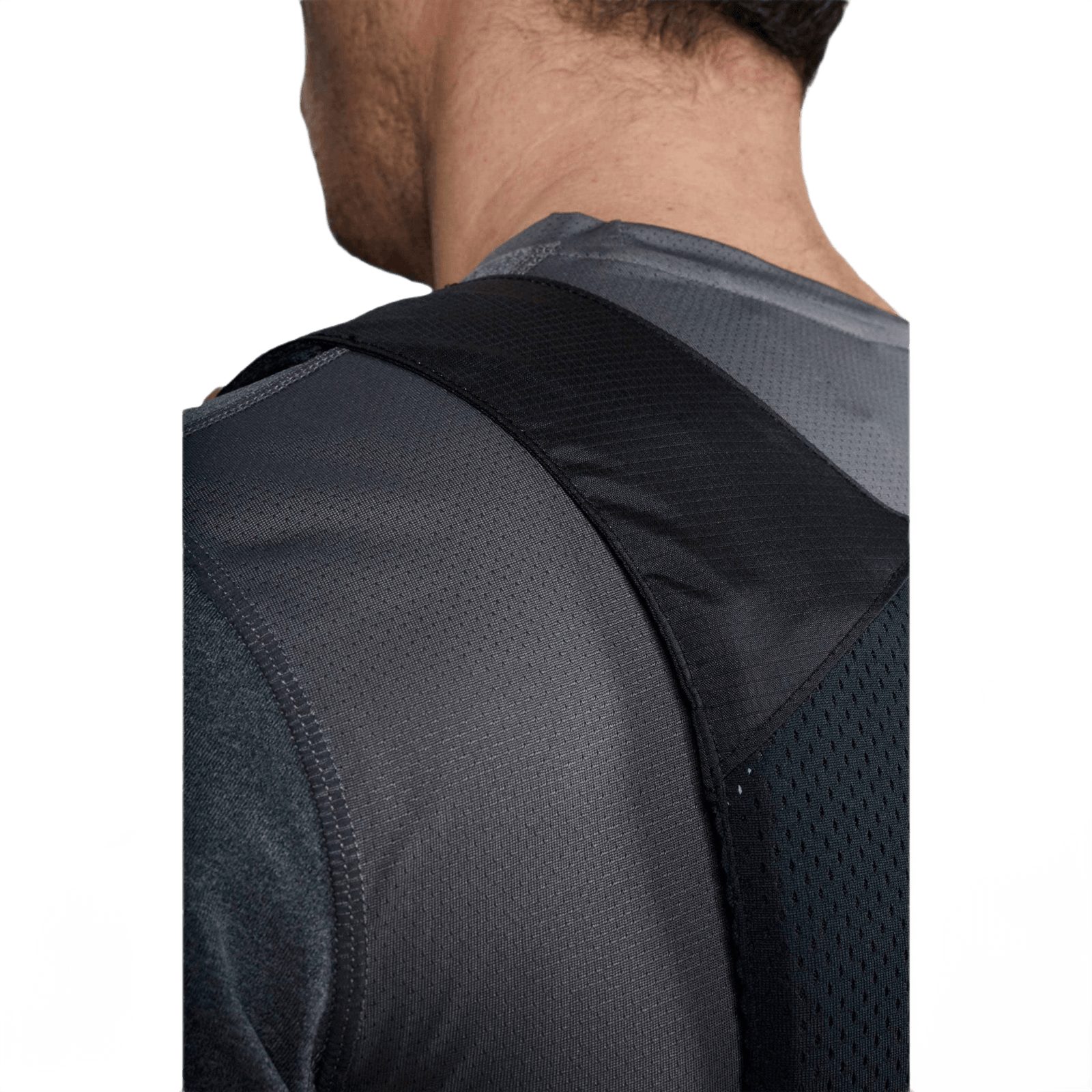 Anorak Rhodium® Concealable I Stik & Skudsikker Vest bæres diskret under tøj, tilbyder niveau IIIA beskyttelse mod skarpe genstande.