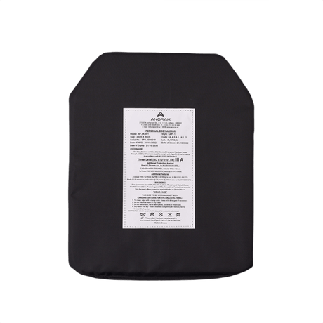 Anorak Titanium® Insert (SAPI) with UHMWPE and UD ARAMID materials for protection against handguns and submachine guns, Level IIIA++.