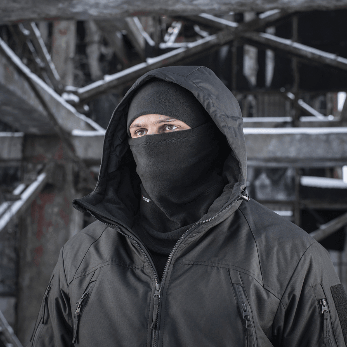 M-Tac Anatomisk Tube Scarf med Snor Polartec for beskyttelse mod vind og kulde, slidstærkt fleece halsrør til udendørs brug.