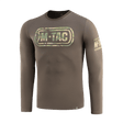 M-Tac T-Shirt Logo Long Sleeve i camouflage med ikonisk M-Tac-logo og slogan "Born by Revolution – Hardened by War" på ærmet.