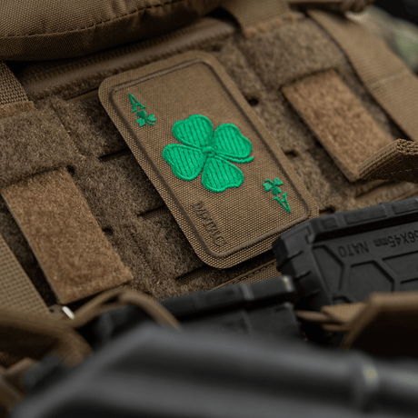 M-Tac Patch Lucky Card (Embroidered) on bag with embroidered clover, symbolizes luck and protection, durable Cordura material, 8x5 cm.